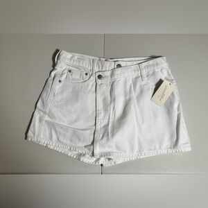 Universal Thread White Women's Denim Shorts